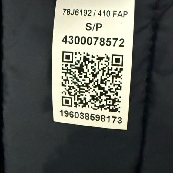 New with Tags Tommy Hilfiger TH Packable Puffer Jacket Navy Water Resistant S/P - Picture 7 of 10